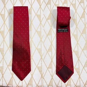 Salvatore Ferragamo Vintage 100% Silk Tie